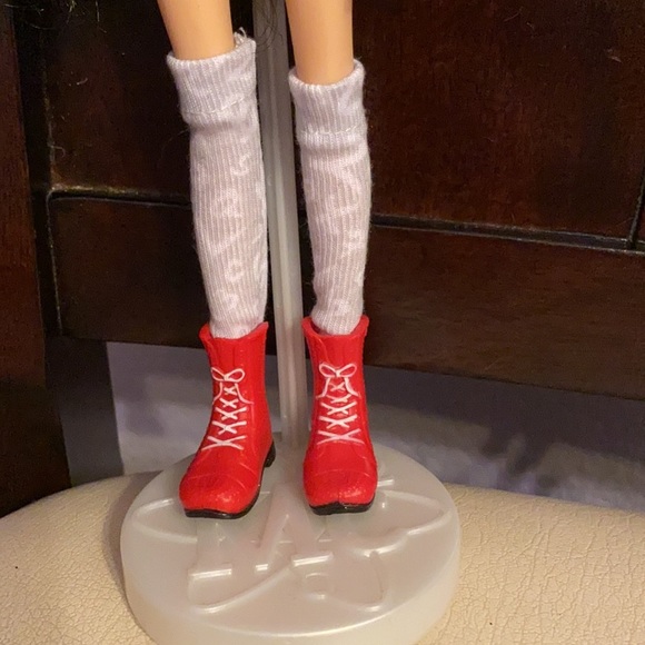 Project Mc2 McKeyla's Lava Light Doll - Picture 6 of 11